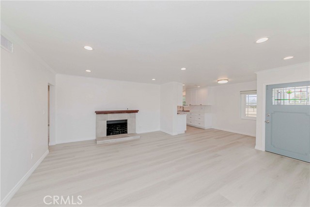 Detail Gallery Image 4 of 29 For 17819 Gramercy Pl, Torrance,  CA 90504 - 3 Beds | 2 Baths