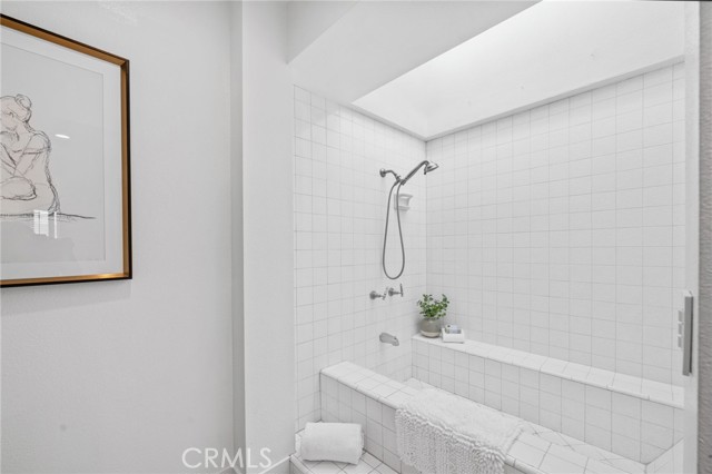 Detail Gallery Image 28 of 44 For 16415 Martin Ln #243,  Huntington Beach,  CA 92649 - 2 Beds | 2/1 Baths