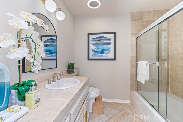 Detail Gallery Image 16 of 30 For 2602 Grant Ave a,  Redondo Beach,  CA 90278 - 3 Beds | 3 Baths