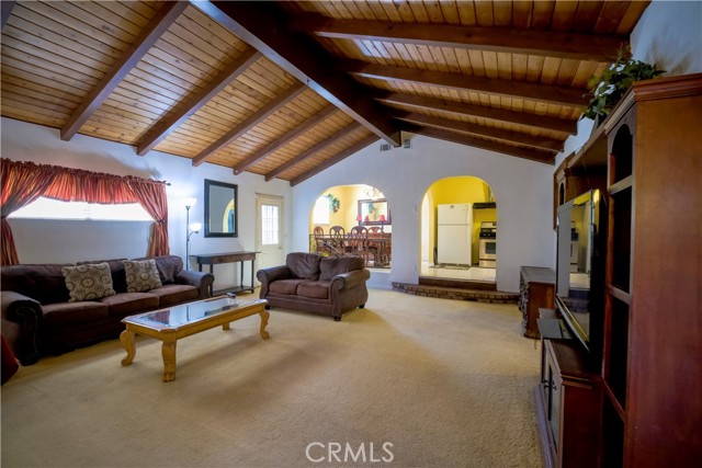 Detail Gallery Image 21 of 32 For 8331 Vista Del Rosa St, Downey,  CA 90240 - 3 Beds | 2 Baths