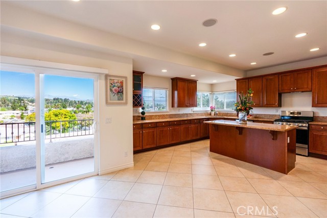 Detail Gallery Image 7 of 20 For 309 Camino De Gloria, Walnut,  CA 91789 - 4 Beds | 3/1 Baths