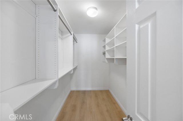 1940 N Highland Avenue, Los Angeles CA: https://media.crmls.org/medias/75aac139-2e57-4bd4-9d25-d455c300184d.jpg