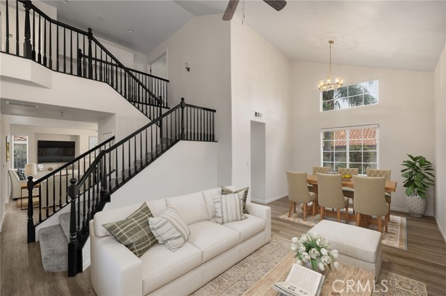 Detail Gallery Image 3 of 30 For 11205 Illusion Way, Bakersfield,  CA 93311 - 4 Beds | 3 Baths