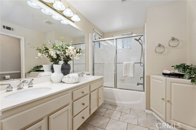 Detail Gallery Image 17 of 50 For 33 Montgomery, Mission Viejo,  CA 92692 - 4 Beds | 3 Baths