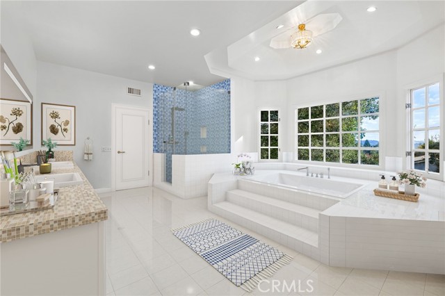 533 E Sierra Madre Avenue, Glendora CA: https://media.crmls.org/medias/75ac2d4a-5e09-461f-9f74-d35f0c3c817e.jpg