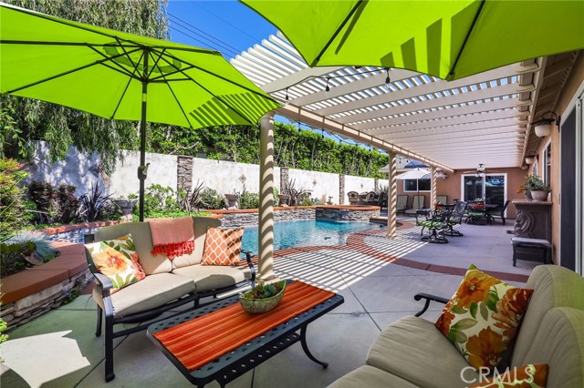 11571 Harrisburg, Rossmoor CA: https://media.crmls.org/medias/75ad332e-13e5-4e30-8d8d-9f87932095ad.jpg