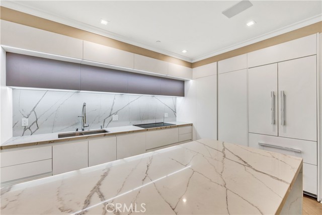 Detail Gallery Image 23 of 35 For 132 N Swall Dr #201,  Los Angeles,  CA 90048 - 2 Beds | 2 Baths