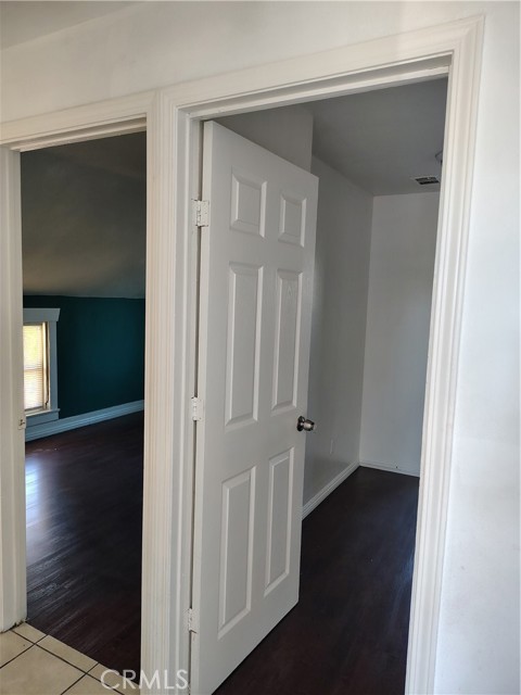 Detail Gallery Image 5 of 9 For 120 W Marshall Bld, San Bernardino,  CA 92504 - 2 Beds | 1 Baths