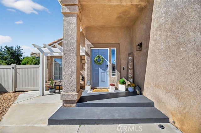 Detail Gallery Image 6 of 49 For 39055 via Las Sintras, Murrieta,  CA 92562 - 4 Beds | 2/1 Baths