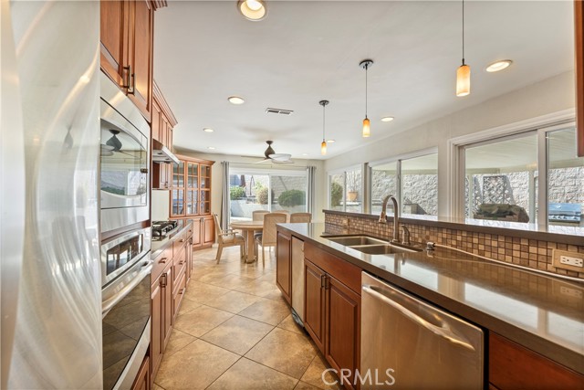Detail Gallery Image 11 of 39 For 699 Balsa Ave, Brea,  CA 92821 - 4 Beds | 2 Baths