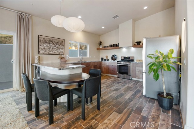 54001 Ridge Road, Yucca Valley CA: https://media.crmls.org/medias/75b26074-2e5f-411c-a042-44bfa784a2eb.jpg