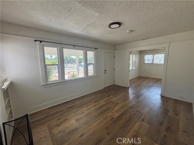 Detail Gallery Image 3 of 23 For 4793 Grove, Riverside,  CA 92507 - 2 Beds | 1 Baths