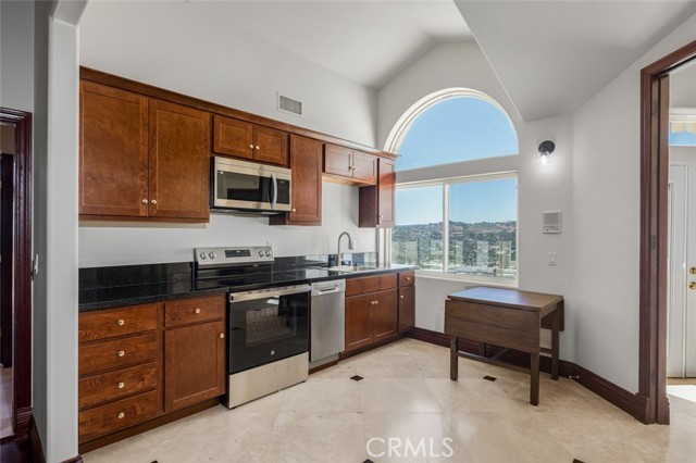 33561 Valle Road, San Juan Capistrano CA: https://media.crmls.org/medias/75b384e5-a053-4227-bc74-e1a57da12c81.jpg