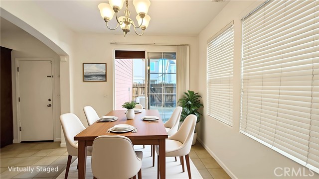 Detail Gallery Image 16 of 44 For 4361 W Artemisa, Fresno,  CA 93722 - 4 Beds | 2/1 Baths