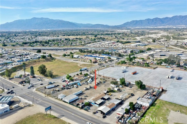 Detail Gallery Image 4 of 6 For 1966 W Rialto, San Bernardino,  CA 92410 - – Beds | – Baths