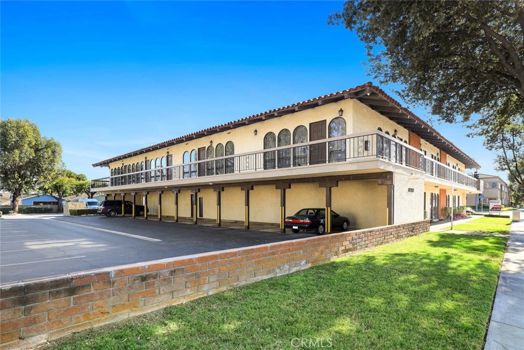 17772 Irvine #211 Boulevard 211, Tustin, CA 92780