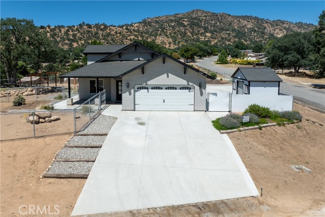 21813 Valley Vista Drive, Tehachapi CA: https://media.crmls.org/medias/75b5e503-6fac-4f8b-a951-c1be99ce033f.jpg