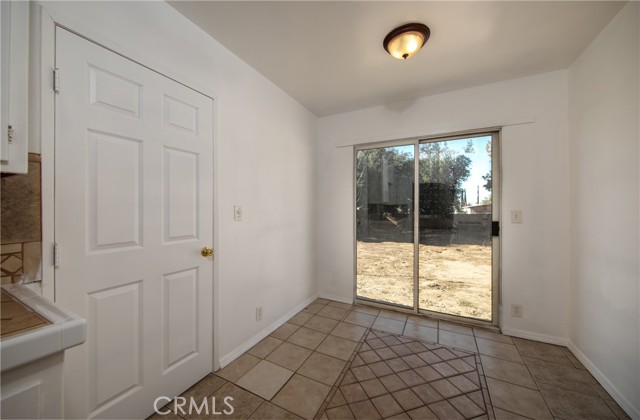 Detail Gallery Image 11 of 21 For 957 Wellwood Ave, Beaumont,  CA 92223 - 3 Beds | 2 Baths