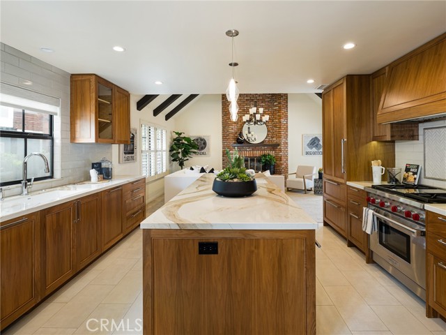 502 Washington Street, El Segundo CA: https://media.crmls.org/medias/75b66ce6-c563-4867-b0a5-f869e06bf50c.jpg