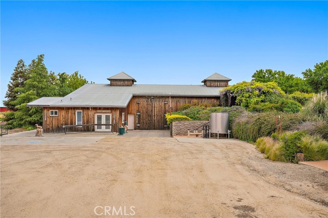 Detail Gallery Image 11 of 17 For 5575 El Pomar, Templeton,  CA 93465 - 3 Beds | 3 Baths