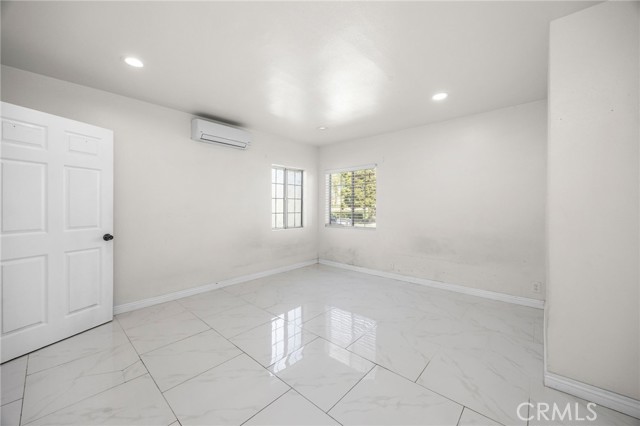 Detail Gallery Image 13 of 45 For 1414 E Thackery, West Covina,  CA 91791 - 4 Beds | 2 Baths