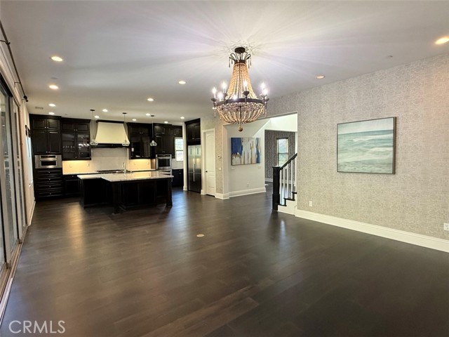 Detail Gallery Image 2 of 17 For 38 Stafford Pl, Tustin,  CA 92782 - 5 Beds | 5/1 Baths