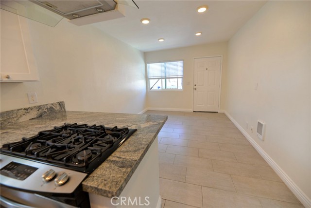 Detail Gallery Image 4 of 12 For 149 Avenida Algodon a,  San Clemente,  CA 92672 - 1 Beds | 1 Baths