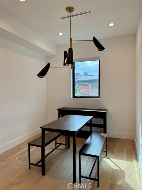 Detail Gallery Image 23 of 54 For 4336 N Serene Pl, Studio City,  CA 91604 - 3 Beds | 2/1 Baths