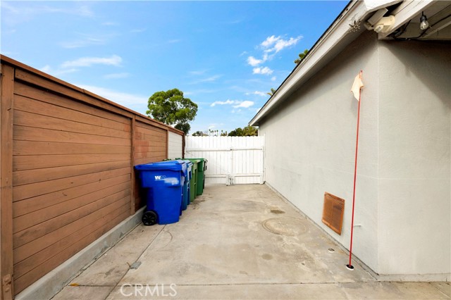 Detail Gallery Image 21 of 26 For 4079 Thomas St, Oceanside,  CA 92056 - 3 Beds | 2 Baths