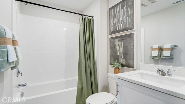 Detail Gallery Image 11 of 23 For 1721 Eagle Rd, Rialto,  CA 92376 - 4 Beds | 3 Baths