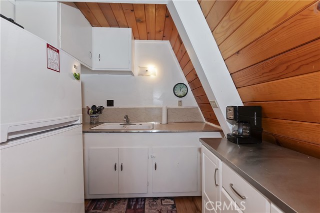 31115 All View Drive, Running Springs CA: https://media.crmls.org/medias/75bbb939-90e5-4cba-9cda-7e3522f9316e.jpg