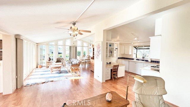 Detail Gallery Image 16 of 19 For 219 Oak View, Avila Beach,  CA 93424 - 2 Beds | 2 Baths