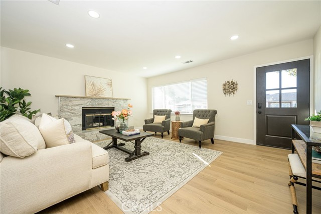 Detail Gallery Image 4 of 29 For 1807 Marinette St, Torrance,  CA 90501 - 4 Beds | 2 Baths