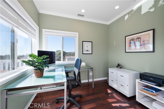2102 Buena Vista Drive, Camarillo CA: https://media.crmls.org/medias/75bd0357-e44d-46fc-a7c0-688bdb2c5a7d.jpg
