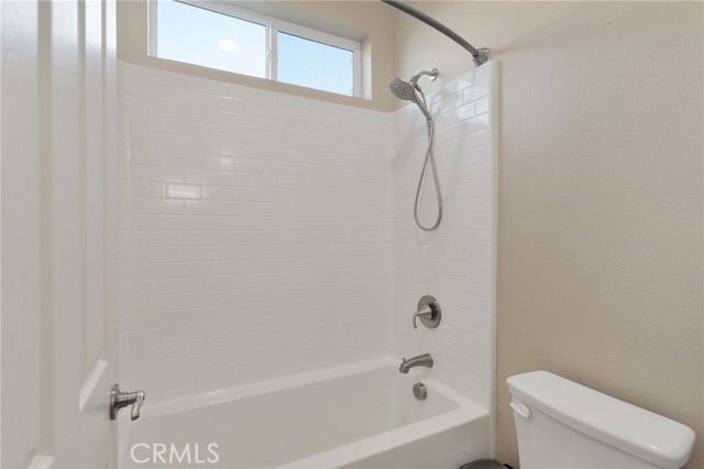 Detail Gallery Image 22 of 73 For 17066 Takipi Rd, Apple Valley,  CA 92307 - 3 Beds | 3 Baths