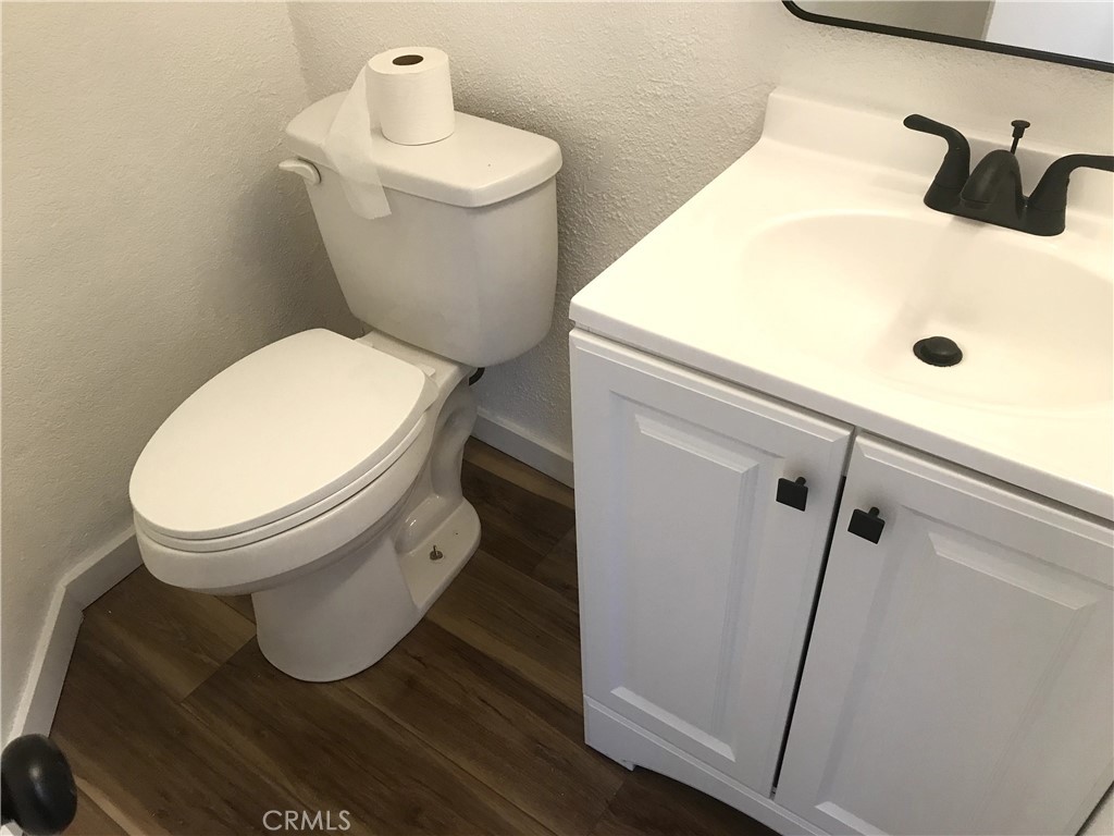 https://media.crmls.org/medias/75be1499-5337-4685-9230-32f0796acc3b.jpg?preset=X-Large