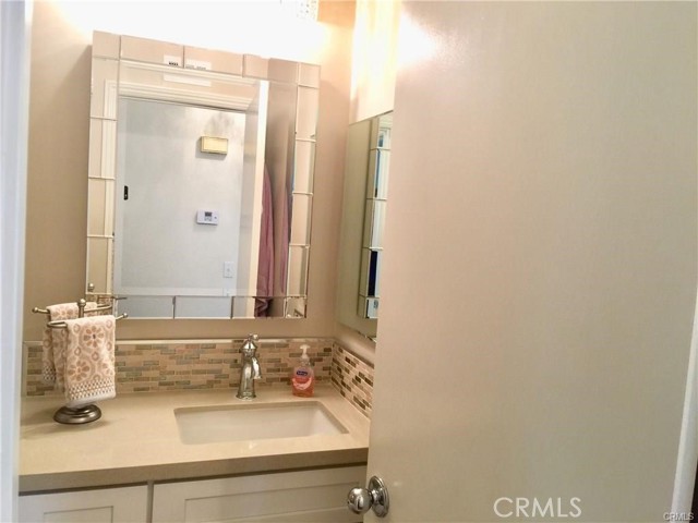 7 ELMBROOK, Aliso Viejo CA: https://media.crmls.org/medias/75be2a08-0193-4e6f-bdc2-e570977c59a5.jpg