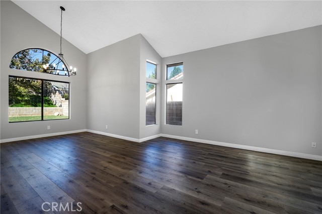 Detail Gallery Image 10 of 49 For 40501 Palmas Ct, Palmdale,  CA 93551 - 3 Beds | 2/1 Baths