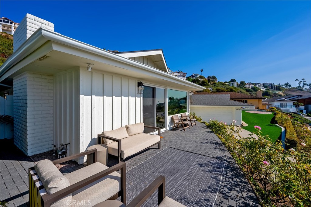 75bea815 B5c0 4817 B76a Eb2000437c7e