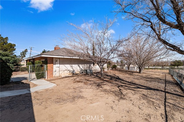 Detail Gallery Image 36 of 61 For 9925 Balsam, Hesperia,  CA 92345 - 3 Beds | 3 Baths