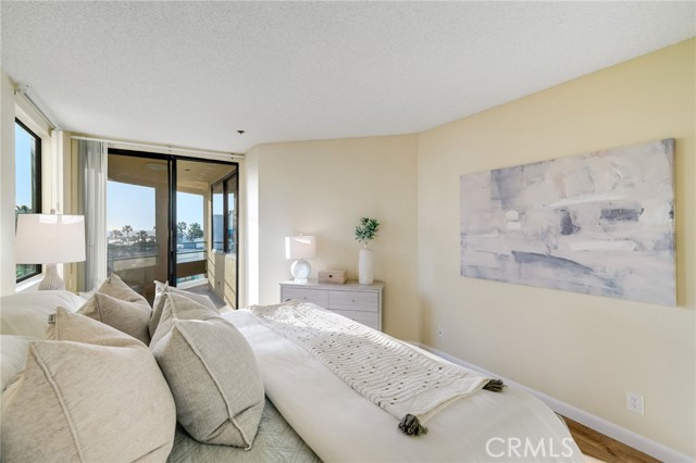 510 The Village, Redondo Beach, California 90277, 2 Bedrooms Bedrooms, ,2 BathroomsBathrooms,Residential,Sold,The Village,SB22067314