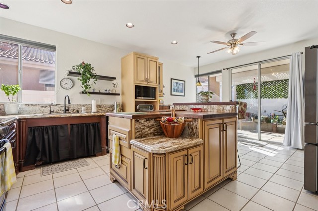 Detail Gallery Image 14 of 44 For 26923 Circus, Menifee,  CA 92585 - 2 Beds | 2 Baths