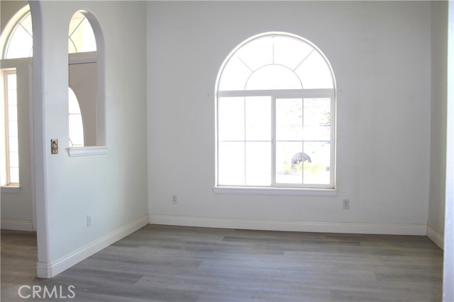 Detail Gallery Image 12 of 32 For 26180 Horizon St, Apple Valley,  CA 92308 - 4 Beds | 3 Baths