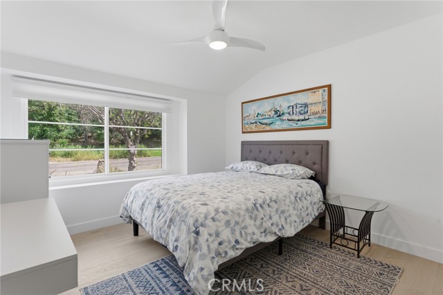 Image 23 of 55 For 5319 Penfield Avenue