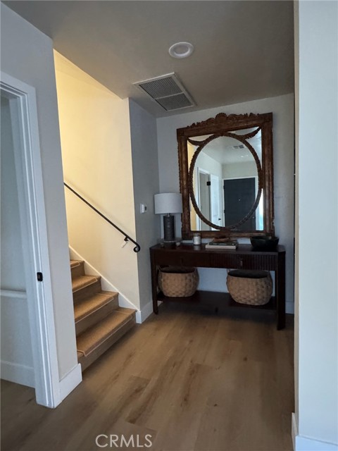 23715 Valley View Road, Calabasas CA: https://media.crmls.org/medias/75c33560-92fc-4dbb-b0b6-b52cd5ba9edd.jpg