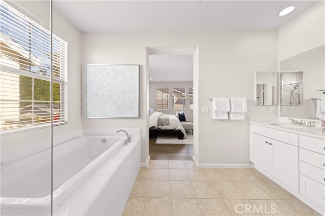Detail Gallery Image 38 of 63 For 109 Bumblebee, Irvine,  CA 92618 - 4 Beds | 3/1 Baths