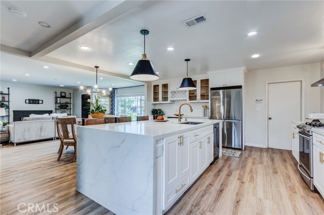 2270 W 231st Street, Torrance CA: https://media.crmls.org/medias/75c49e71-6e00-4e12-a910-dd57acc6e40d.jpg