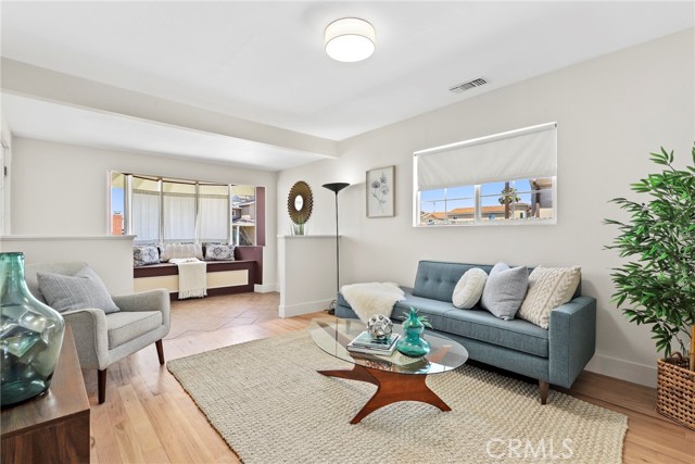 1742 253rd Street, Lomita CA: https://media.crmls.org/medias/75c50fa5-c05f-4855-9130-2c1d900423d7.jpg