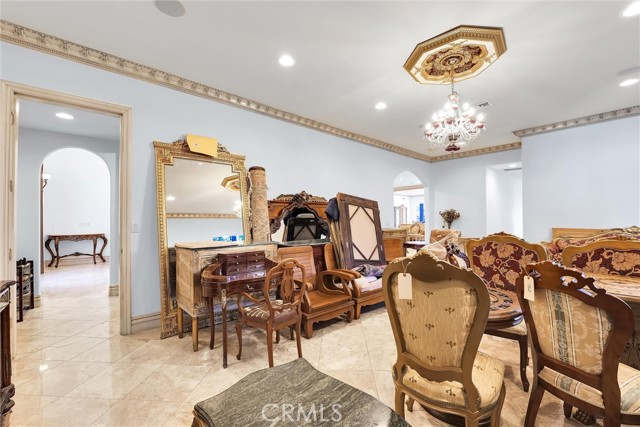 22349 Dolorosa Street, Woodland Hills CA: https://media.crmls.org/medias/75c57a2e-0d89-4b8b-b9b7-541be865c3b3.jpg