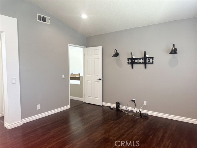 Detail Gallery Image 14 of 24 For 2458 Highland Pines, Pomona,  CA 91767 - 3 Beds | 3 Baths